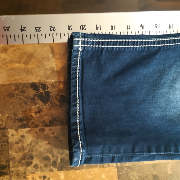 Maurice's Size 20 Reg. Capris Pants - Picture 6 of 8